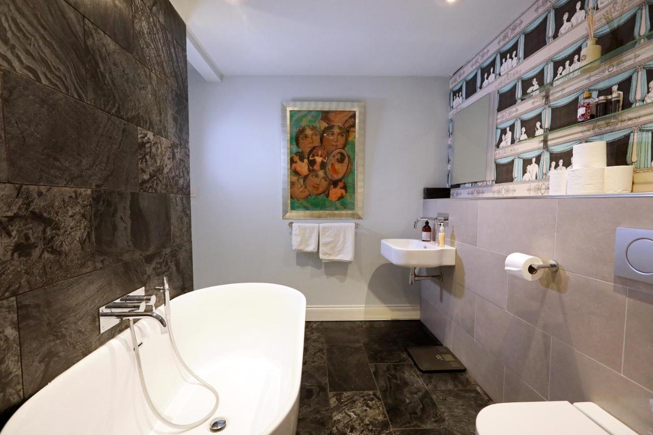 Elegant Norwich Apartment In The Lanes W Parking Bagian luar foto